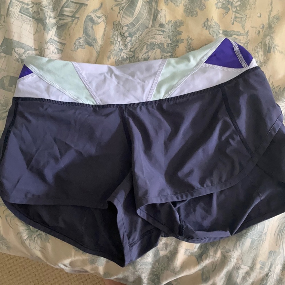 Lululemon sport shorts